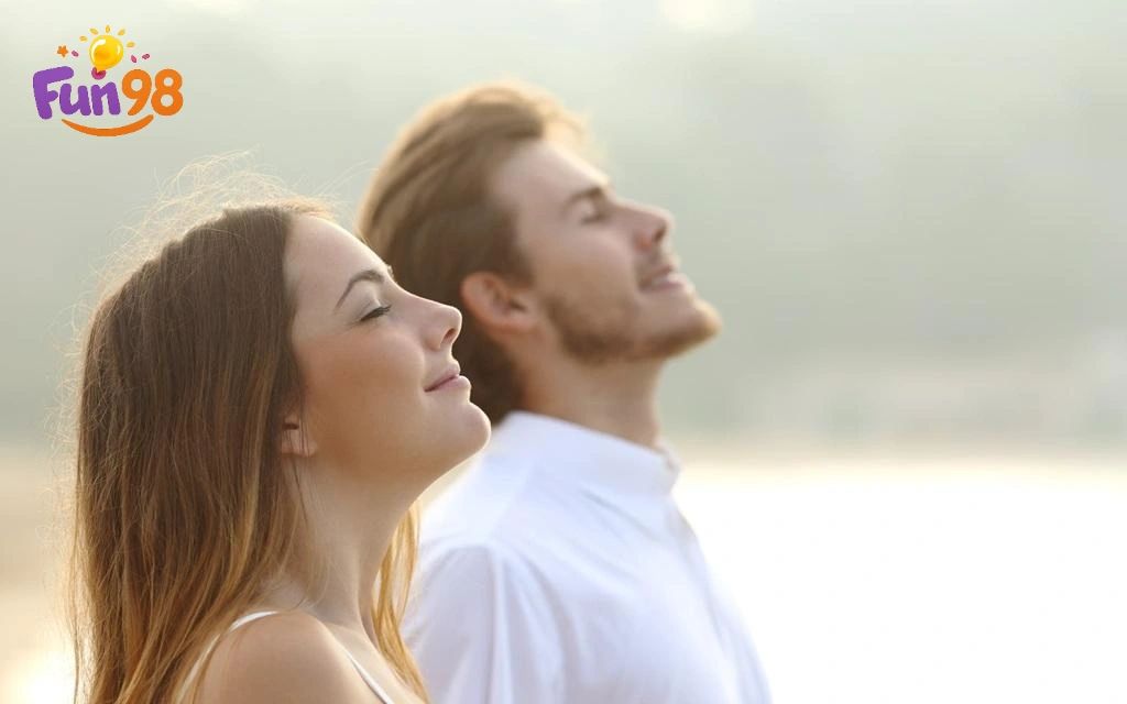 تفاوت علاقه شدید با رفتار استاکری